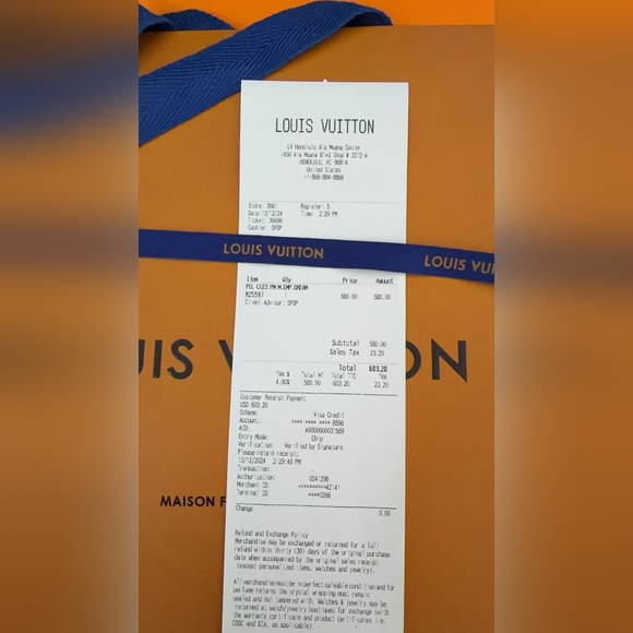 Louis Vuitton Key Pouch - Picture 10 of 10